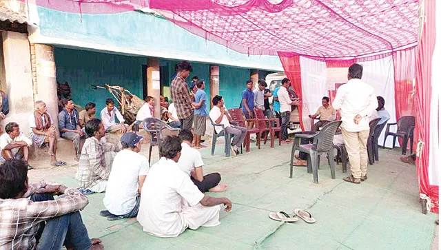 ସୁନ୍ଦରଗଡ଼ରେ ଆଉ ଏକ ଘଟଣାକୁ ନେଇ ଚର୍ଚ୍ଚା: ଜନମଞ୍ଚରେ ପରୀକ୍ଷା ଦେଲେ ପ୍ରାର୍ଥୀ