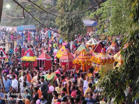 ପ୍ରସିଦ୍ଧ ପାଞ୍ଚପୀଢ଼ ଦୋଳଯାତ୍ରା: ଭକ୍ତଙ୍କ ଗହଣରେ ହେଲା ଶ୍ରୀଜିଉଙ୍କ ମିଳନ