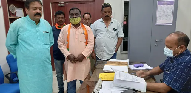 ନାମାଙ୍କନପତ୍ର ଦାଖଲ କଲେ ବିଜେପି ପ୍ରାର୍ଥୀ