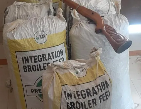 ଚୋରା ଗଞ୍ଜେଇ ଚାଲାଣ ଅଭିଯୋଗରେ ଷ୍ଟେଟ ବ୍ୟାଙ୍କ ଅଫ ଇଣ୍ଡିଆର କର୍ମଚାରୀଙ୍କ ସମେତ ଦୁଇ ଗିରଫ