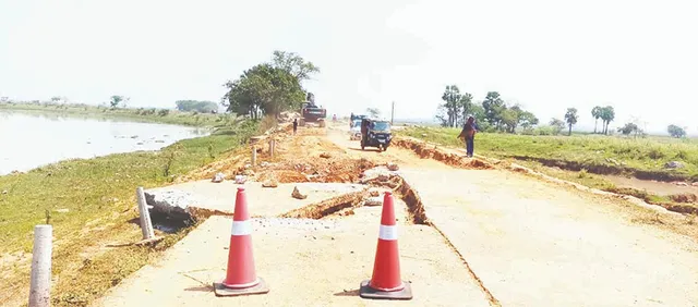 ଧସୁଛି ବୈତରଣୀ ନଦୀବନ୍ଧ: ବିପଦରେ ଜାତୀୟ ରାଜପଥ