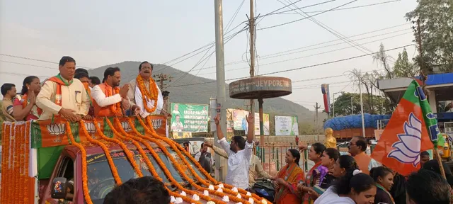 ପୌର ନିର୍ବାଚନ ପାଇଁ ବିଜେପିର ପ୍ରଚାରରେ କମ୍ପୁଛି ଜୟପୁର। (ଫଟୋ: ସୁରେଶ ନାଇଡୁ)