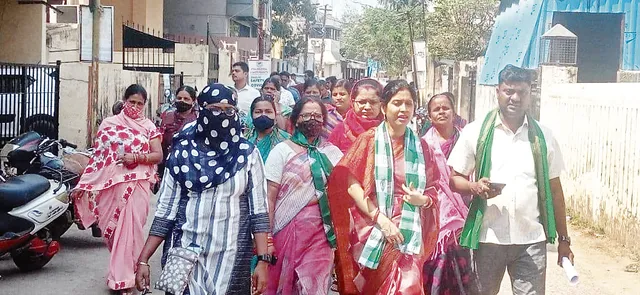 ଭୁବନେଶ୍ବର: ୱାର୍ଡ ନମ୍ବର ୩୩ର ବିକାଶ ପାଇଁ ଏକତାର ଆହ୍ବାନ ଦେଲେ ସୁଲଗ୍ନା