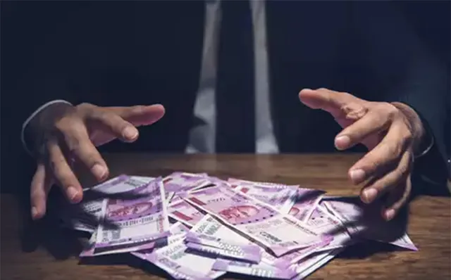 ଚାକିରି ଦେବା ନାଁରେ ଲୁଟିନେଲେ ୫.୨ଲକ୍ଷ