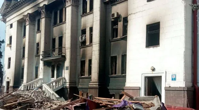 ୟୁକ୍ରେନ-ରୁଷ ଯୁଦ୍ଧ: ମାରିଆପୋଲର ଥି‌ଏଟର ତଳେ ଫସିରହିଛନ୍ତି ଶତାଧିକ ଲୋକ