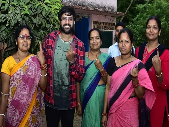 ବିଏମ୍‌ସି ନିର୍ବାଚନ: କମୁଛି ସେଲିବ୍ରିଟିଙ୍କ କ୍ରେଜ୍‌