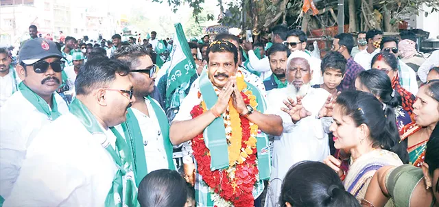 ଭୁବନେଶ୍ବର  ୱାର୍ଡ ନମ୍ବର ୩୨ ଓ ୩୩: ଶ୍ରୀଧରଙ୍କ ପାଇଁ ସମ୍ମାନର ପ୍ରଶ୍ନ