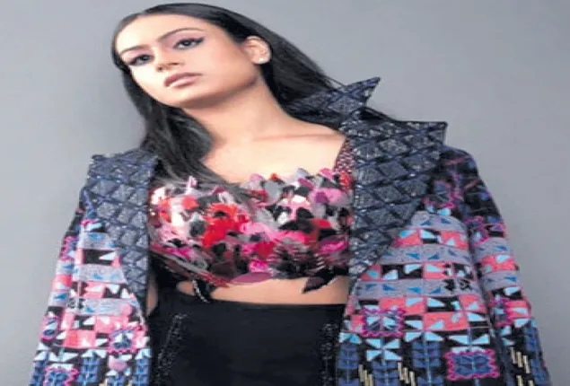 ଫ୍ୟାସନ୍ ସୋ’ରେ ନୀଳପରୀ ନ୍ୟାସା