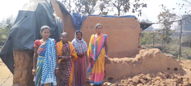 ଗରିବ ଅସହାୟ ପରିବାରକୁ ମିଳୁନି ଆବାସ ଯୋଜନାରେ ଘର, ଖୋଲା ଆକାଶ ତଳେ ବିତୁଛି ଜୀବନ