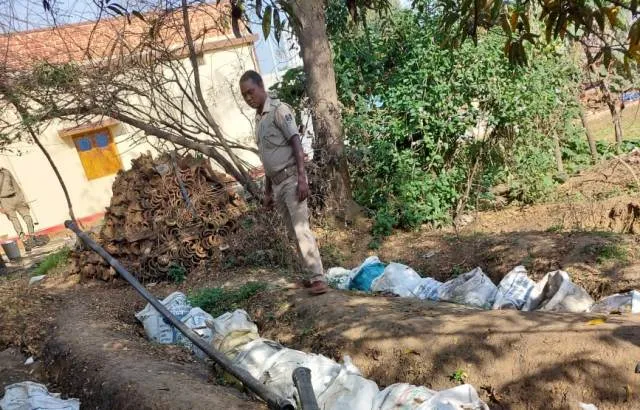 ଅବକାରୀ ଚଢ଼ଉ: ୬୨୦ ଲିଟର ଦେଶୀ ମଦ, ୯ ଲକ୍ଷ ଟଙ୍କାର ମହୁଲପୋଚ ଜବତ 