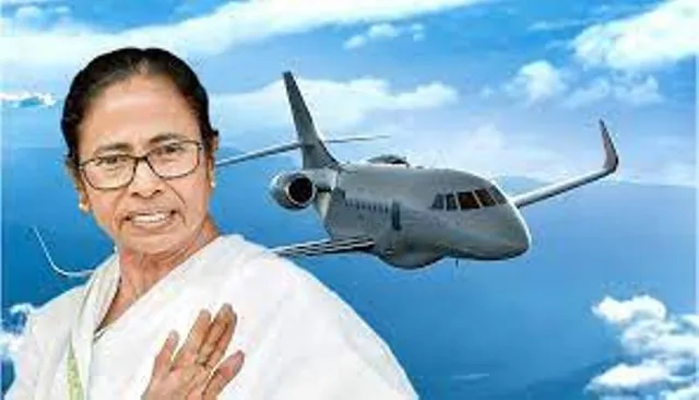 ମଝି ଆକାଶରେ ବଡ଼ ଧରଣର ଦୁର୍ଘଟଣାରୁ ବର୍ତ୍ତିଗଲା ମୁଖ୍ୟମନ୍ତ୍ରୀ ମମତା ବାନାର୍ଜୀଙ୍କ ବିମାନ; ଡିଜିସିଏଙ୍କୁ ରିପୋର୍ଟ ମାଗିଲେ କଲିକତା ହାଇକୋର୍ଟ