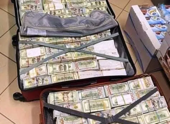 ଧରାପଡ଼ିଲେ ନଗଦ ୨୮ ନିୟୁତ ଡଲାର୍‌ ଓ ୧.୩ ନିୟୁତ ୟୁରୋ ନେଇ ଦେଶରୁ ଖସି ପଳାଉଥିବା ପୂର୍ବତନ ୟୁକ୍ରେନୀୟ ସାଂସଦଙ୍କ ପତ୍ନୀ