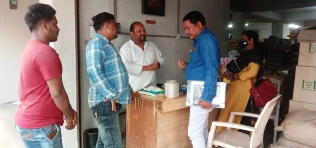 ମହଙ୍ଗା ହେଲା ଖାଇବା ତେଲ ଦର, ଷ୍ଟକ୍ ଯାଞ୍ଚ କଲା ପ୍ରଶାସନ, ଲିଟର ପିଛା ବଢ଼ିଲା ୧୫ରୁ ୨୦ ଟଙ୍କା