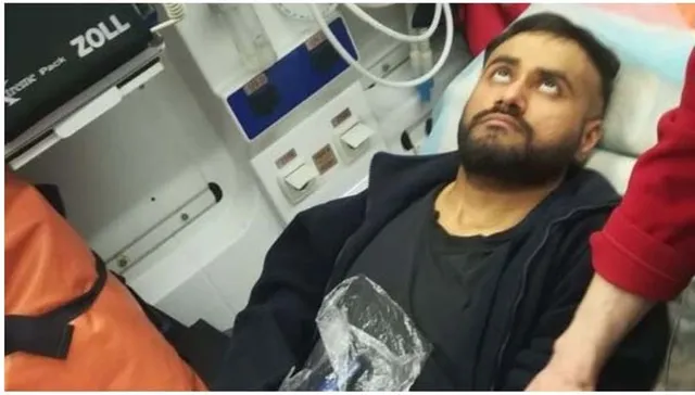 ଯୁଦ୍ଧ ସମୟରେ ତିନିଟି ଗୁଳିର ଶିକାର ହୋଇଥିବା ହରଜୋତ କେନ୍ଦ୍ରମନ୍ତ୍ରୀଙ୍କ ସହ ଭାରତ ଫେରୁଛନ୍ତି