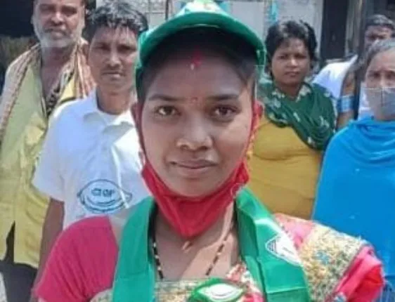 ରାୟଗଡ଼ା ପୌର ପରିଷଦ : ପ୍ରାର୍ଥୀ ଦେଲେନି ବିଜେପି, କଂଗ୍ରେସ ; ୨ ନମ୍ବର ଓ୍ବାର୍ଡରେ ନିର୍ଦ୍ବନ୍ଦ୍ବରେ ନିର୍ବାଚିତ ହେବେ ବିଜେଡି ପ୍ରାର୍ଥିନୀ