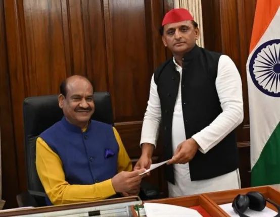 ଲୋକସଭା ସାଂସଦ ପଦରୁ ଇସ୍ତଫା ଦେଲେ ଅଖିଳେଶ