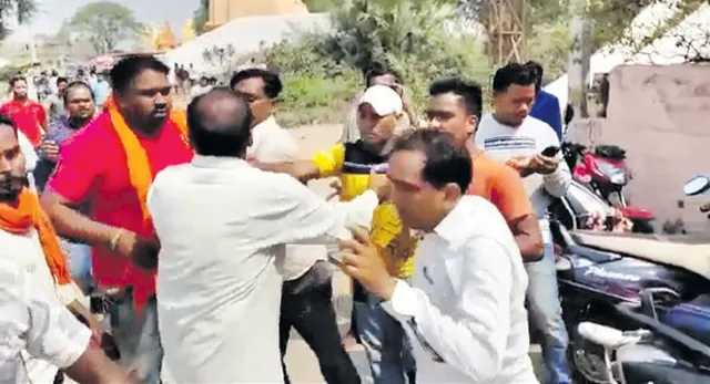 ପାଟଣାଗଡ଼: ମତଦାନ ସମୟରେ ତୁମୁଳ କାଣ୍ଡ, ବିଧାୟକଙ୍କ ସମ୍ପର୍କୀୟ ଭାଇଙ୍କୁ ନିସ୍ତୁକ ମାଡ଼