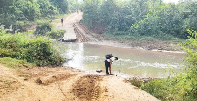 ମିଳୁନି ମୌଳିକ ସୁବିଧା ସୁଯୋଗ: ଦୁର୍ଦ୍ଦଶା ଭୋଗୁଛନ୍ତି ୬ଟି ଆଦିବାସୀ ଗାଁର ପରିବାର