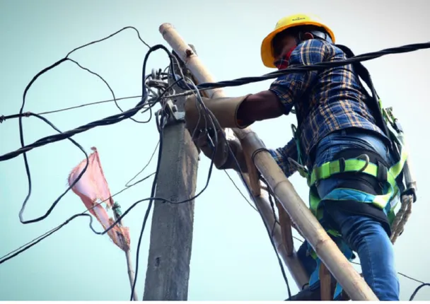 କଟକ ଜିଲ୍ଲାରେ ବଦଳିଲା ୬ ହଜାର ପୁରୁଣା ଖୁଣ୍ଟ, ୬୭ ନୂଆ ୧୧କେଭି ଏବି ସ୍ବିଚ୍‌