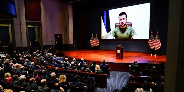 ୟୁଏସ୍‌ କଂଗ୍ରେସରେ ଜେଲେନସ୍କିଙ୍କ ଉଦ୍‌ବୋଧନ: ୯/୧୧ ଆକ୍ରମଣ ପ୍ରସଙ୍ଗ ଉଠାଇ ରୁଷ୍‌କୁ ଘେରିଲେ