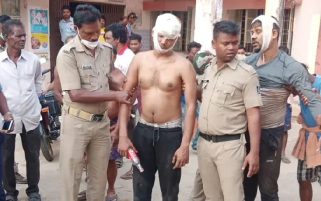 ମହାକାଳପଡ଼ା‌ରେ ଗୁଳିମାଡ଼: ବାପା ମୃତ, ମା’ ପୁଅ ଗୁରୁତର