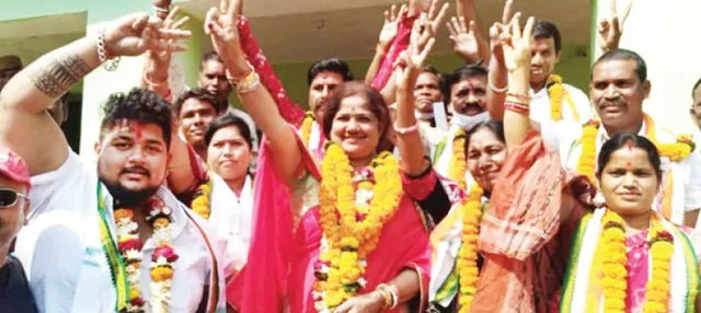 କଂଗ୍ରେସ ସମର୍ଥିତ ପ୍ରାର୍ଥୀ ମୋନିକା ସିଂ ଭୋଇ ଚତୁର୍ଥ ଥର ପାଇଁ ବଲାଙ୍ଗୀର ଜିଲ୍ଲା ସଇନ୍ତଳା ବ୍ଲକ୍‌ ଅଧ୍ୟକ୍ଷା ଭାବେ ନିର୍ବାଚିତ