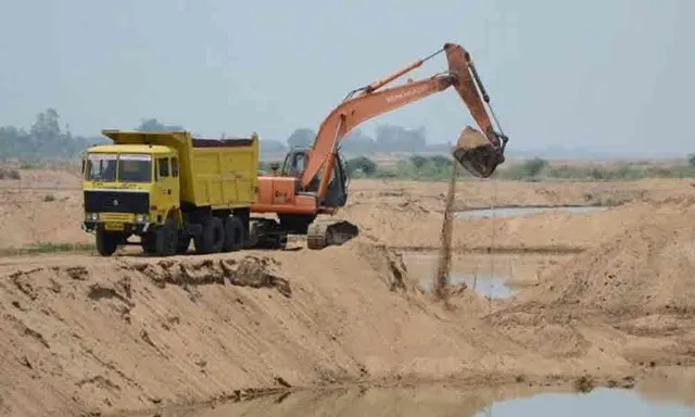 ଲଘୁଖଣିଜ ପରିଚାଳନାରେ ଅନିୟମିତତା: କାଠଗଡ଼ାରେ ୨୨ ତହସିଲଦାର