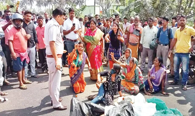 ରେଳ ଧାରଣାରୁ ନିଖୋଜ ଛାତ୍ରର ଶବ ଜବତ ଘଟଣା: ମୃତଦେହ ରଖି ଜାତୀୟ ରାଜପଥ ଅବରୋଧ