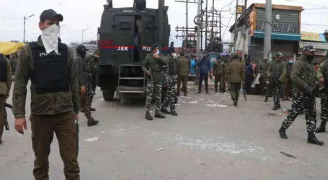 ଶ୍ରୀନଗରରେ ଗ୍ରେନେଡ୍‌ ଆକ୍ରମଣ: ଜଣେ ମୃତ, ୨୪ ଆହତ