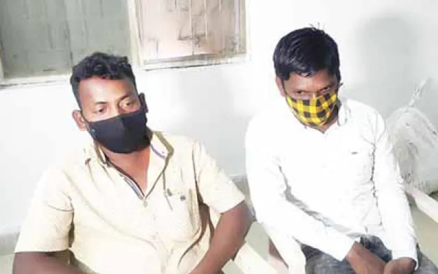 ଚାଷୀଙ୍କଠୁ ଲାଞ୍ଚ ନେଇ ୨ ଗିରଫ, ଧାନକ୍ରୟ ବାବଦରେ ୮ ହଜାର ଟଙ୍କା ନେଉଥିଲେ