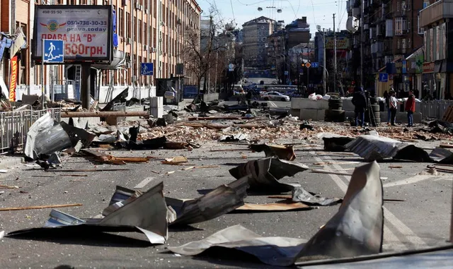 ଖାଦ୍ୟ ପାଇଁ ଧାଡ଼ିରେ ଛିଡ଼ା ହୋଇଥିଲେ, ରକେଟ୍‌ ମାଡ଼ରେ ୧୦ ମୃତ