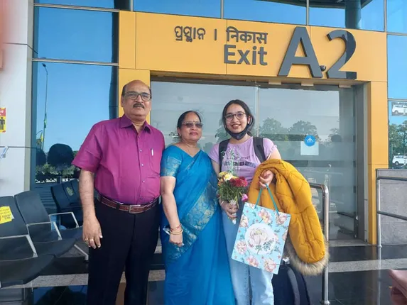 ୟୁକ୍ରେନ୍‌ରୁ ଫେରିଲେ ଆୟୁଷା, ଅର୍ପିତା, ଅଭିଷେକ, ପ୍ରସନ୍‌ଜିତ