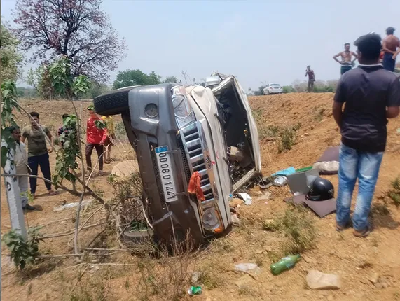 ବିଜୁ ଏକ୍ସପ୍ରେସ ୱେ’ରେ  ବଢୁଛି ଦୁର୍ଘଟଣା:ଦୁଇ ପୃଥକ୍‌ ଦୁର୍ଘଟଣା, ୧୦ ଆହତ