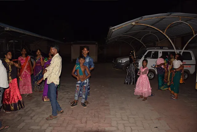 ଜ୍ବାଇଁ ଘର ଖାଦ୍ୟ ଖାଇ କନ୍ୟାପକ୍ଷର ୧୬ ଅସୁସ୍ଥ: ଜିଲ୍ଲା ମୁଖ୍ୟ ଚିକିତ୍ସାଳୟରେ ଭର୍ତ୍ତି