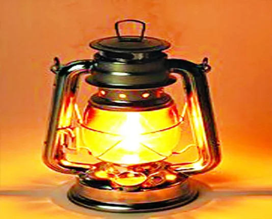 କିରାସିନିର ଅହେତୁକ ମୂଲ୍ୟବୃଦ୍ଧି: ଅନ୍ଧାରରେ ରହିବେ ଗରିବଗୁରୁବା!