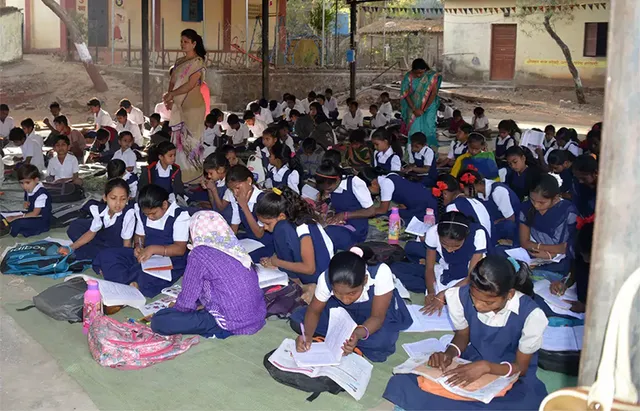 ଘରୋଇ ସ୍କୁଲରେ ମାଗଣା ପଢ଼ିବେ ଗରିବ ଛାତ୍ରଛାତ୍ରୀ