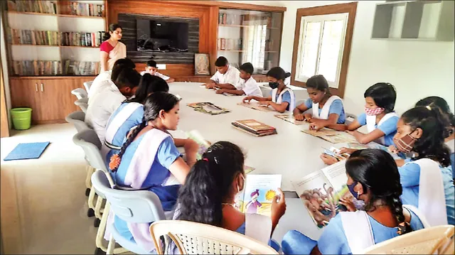 ସରକାରୀ ସ୍କୁଲ ମୁହାଁ ଛାତ୍ରଛାତ୍ରୀ: ଭରସା ଫେରୁଛି, ଭିତ୍ତିଭୂମି ଲୋଡ଼ା