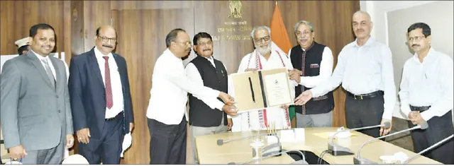 ରାଜ୍ୟପାଳଙ୍କୁ ଲୋକାୟୁକ୍ତଙ୍କ ବାର୍ଷିକ ରିପୋର୍ଟ ପ୍ରଦାନ