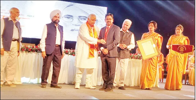 ଡିଏସବିଏମ୍ ଅଧ୍ୟକ୍ଷଙ୍କୁ ‘ମହାତ୍ମା ହାଂସ୍‌ରାଜ୍ ପୁରସ୍କାର’