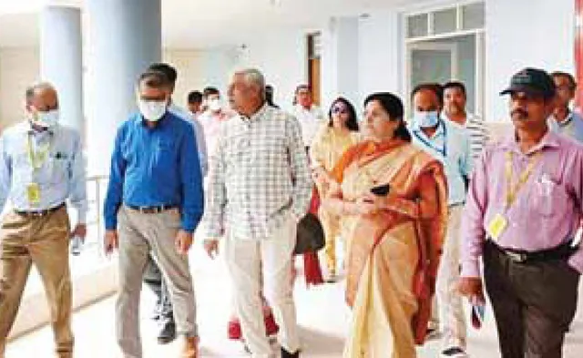 ବାଲେଶ୍ବରରେ ଏମ୍‌ସ ଓପିଡି ସେବା ପୁଣି ୨ ମାସ ଘୁଞ୍ଚିଲା: ଭିତ୍ତିଭୂମି ତଦାରଖ କଲେ ଏମ୍‌ସ ଭୁବନେଶ୍ବର ନିର୍ଦ୍ଦେଶକ