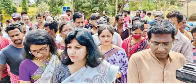 ଝାରପଡ଼ା ଗଣେଶ ମଣ୍ଡପ ହାଟ ଉଚ୍ଛେଦ ଘଟଣା: ବିଏମ୍‌ସି ଉପରେ ବର୍ଷିଲେ ଅପରାଜିତା