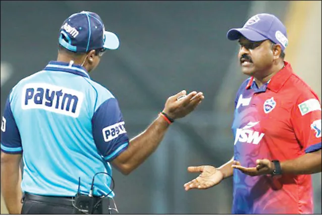 ନୋ’ ବଲ୍ ନାଟକରେ କଠୋର କାର୍ଯ୍ୟାନୁଷ୍ଠାନ: ଆମ୍ରେ ଗୋଟିଏ ମ୍ୟାଚ୍‌ରୁ ବାସନ୍ଦ, ପନ୍ତଙ୍କୁ ୧୦୦ ଓ ଶାର୍ଦୁଳଙ୍କୁ ୫୦% ଜରିମାନା