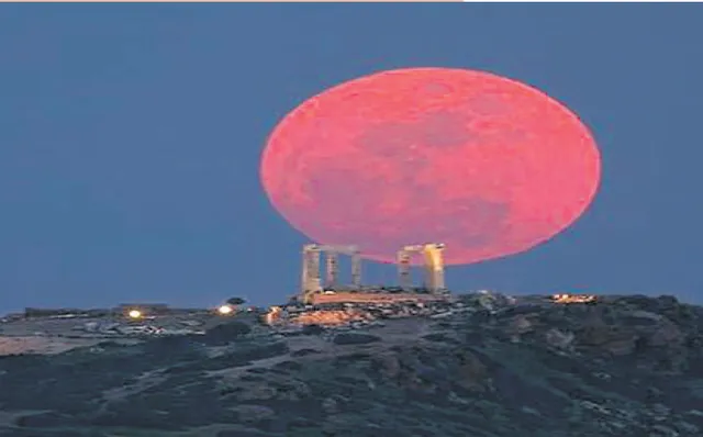 ଦିଗ୍‌ବଳୟରେ ଜହ୍ନ ବଡ଼ ଦିଶେ କି? ଜାଣନ୍ତୁ ସତ କ’ଣ