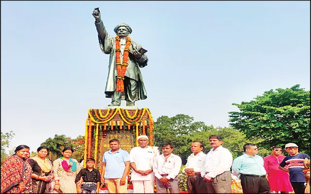 ଉତ୍କଳ ସମ୍ମିଳନୀ ପକ୍ଷରୁ ମଧୁବାବୁଙ୍କୁ ଶ୍ରଦ୍ଧାଞ୍ଜଳି
