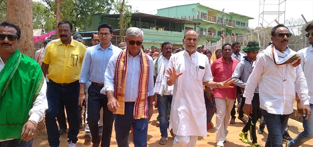 ବଲାଙ୍ଗୀର ଗସ୍ତରେ ଅସିତ ତ୍ରିପାଠୀ: ଗାନ୍ଧୀ ଷ୍ଟାଡିୟମ ଗ୍ୟାଲେରି ଓ ମେଡିକାଲ କଲେଜ ଷ୍ଟାଡ଼ିୟମର ଶିଳାନ୍ୟାସ