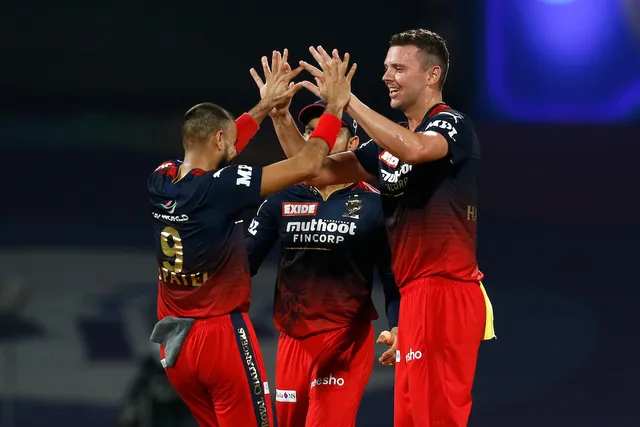 ଆଇପିଏଲ : ଲକ୍ଷ୍ନୌକୁ ୧୮ ରନରେ ହରାଇଲା ବାଙ୍ଗାଲୋର