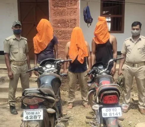 ଖୋର୍ଦ୍ଧାରେ ଗାଡ଼ିଚୋର ରାକେଟ୍: ମାମଲା ରଫାଦଫା ପାଇଁ ଉଦ୍ୟମ