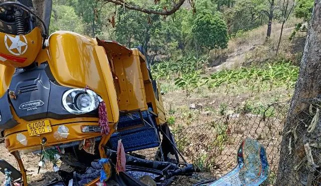 ବଣ୍ଡାଘାଟିରେ ଅଟୋ ଓଲଟି ଦୁଇ ଗୁରୁତର, ଘଟଣାସ୍ଥଳରୁ ଚାଳକ ଫେରାର