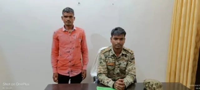 ପୁଲିସ ନିକଟରେ ଆତ୍ମସମର୍ପଣ ପରେ ଯୁବକ କହିଲେ- ନକ୍ସଲ ସଂଗଠନରେ ବଢୁଛି ନିର୍ଯାତନା