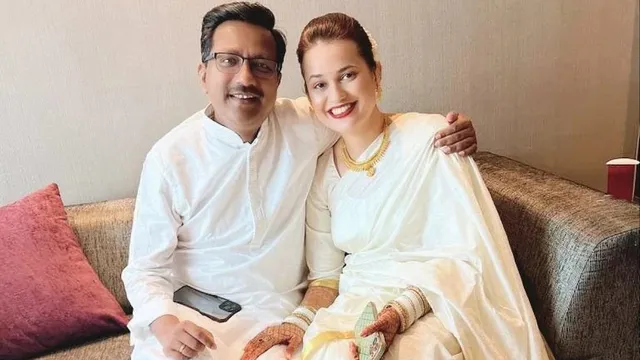 ନିଜ ବିବାହରେ ଖୁସିରେ ଝୁମିଲେ ଟିନା ଡାବି, ନୃତ୍ୟ ସମୟର ଭିଡିଓ ଭାଇରାଲ୍‌